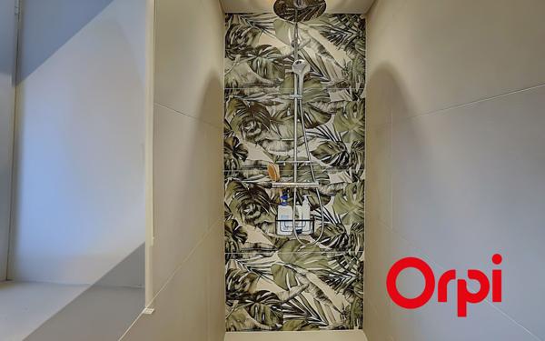 Appartement à vendre    3 pièces • 93,50 m2 Neuville-sur-Saône