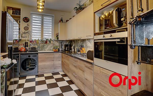 Appartement à vendre    3 pièces • 93,50 m2 Neuville-sur-Saône