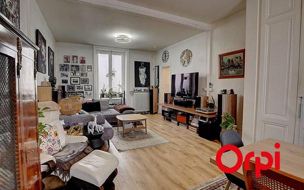 Appartement à vendre    3 pièces • 93,50 m2 Neuville-sur-Saône