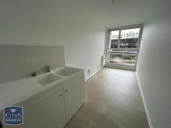 Appartement à louer 2 pièces 51.12m² Saint-Étienne (42000)