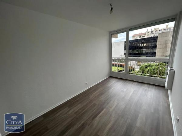 Appartement à louer 2 pièces 51.12m² Saint-Étienne (42000)