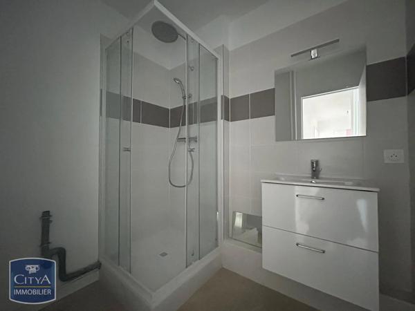Appartement à louer 2 pièces 51.12m² Saint-Étienne (42000)