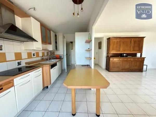 Appartement à vendre 4 pièces 91m² Antibes (06600)