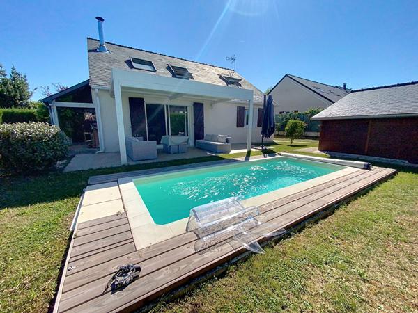 Maison à vendre à Saint Avertin - 5 chambres, piscine et jardin