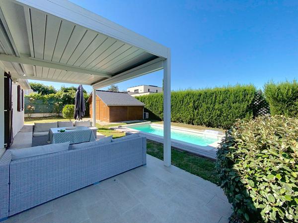 Maison à vendre à Saint Avertin - 5 chambres, piscine et jardin