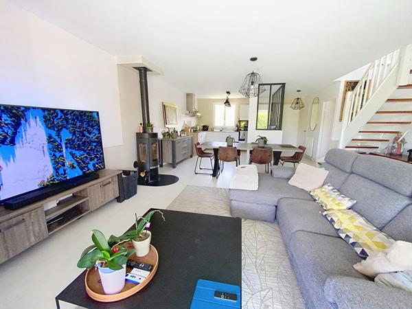 Maison à vendre à Saint Avertin - 5 chambres, piscine et jardin