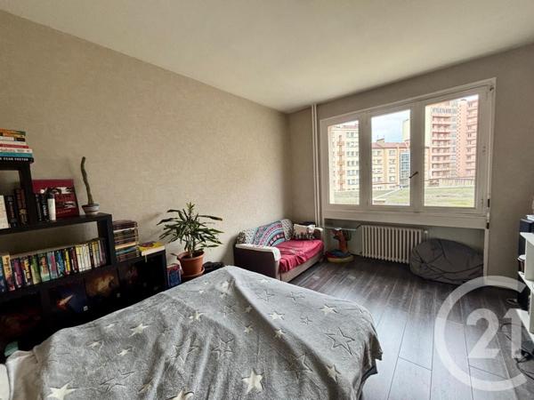 Appartement F3 à vendre  3 pièces - 88,81 m2 ST ETIENNE - 42