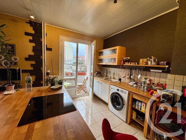 Appartement F3 à vendre  3 pièces - 88,81 m2 ST ETIENNE - 42