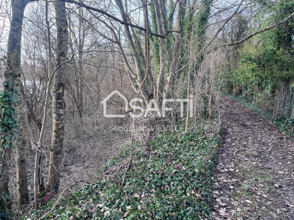 Terrain en bordure de MARNE