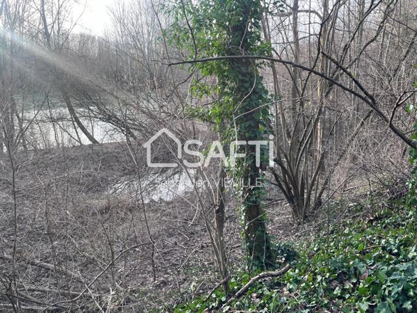 Terrain en bordure de MARNE