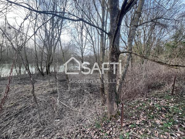 Terrain en bordure de MARNE