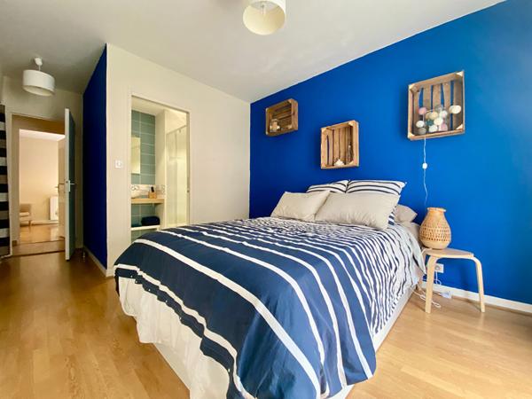 A VENDRE DINAN APPARTEMENT DE TYPE 4, 3 CHAMBRES BALCON ET STATIONNEMENT PRIVATIF