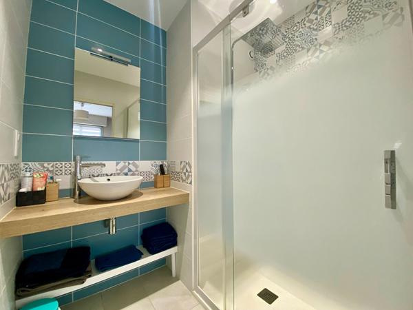 A VENDRE DINAN APPARTEMENT DE TYPE 4, 3 CHAMBRES BALCON ET STATIONNEMENT PRIVATIF