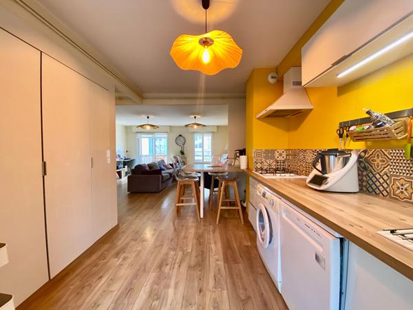 A VENDRE DINAN APPARTEMENT DE TYPE 4, 3 CHAMBRES BALCON ET STATIONNEMENT PRIVATIF