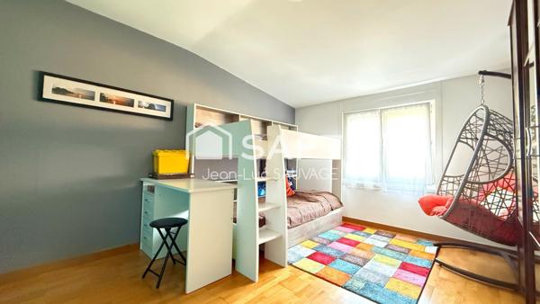 1/2 individuelle rare 3 chambres, jardin et garage