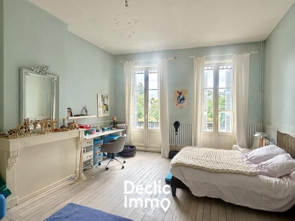 Vente maison de ville Rochefort, 300m² 9 pièces 627 000€ Charente-maritime