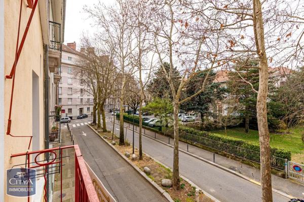 Maison à vendre 6 pièces 197m² Grenoble (38000)