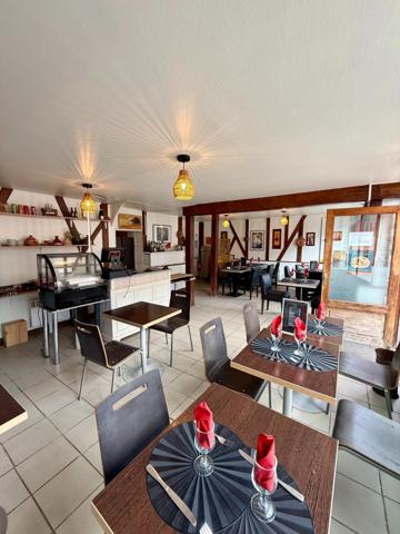 Restaurant équipé avec terrasse –Belle opportunité