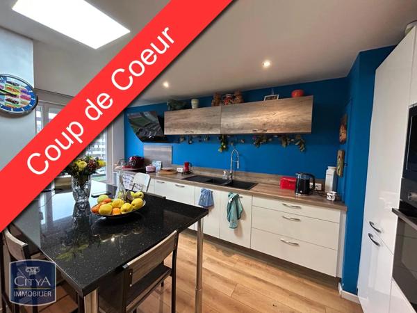 Appartement à louer 5 pièces 97.66m²