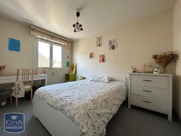 Appartement à louer 2 pièces 49.41m² Alençon (61000)