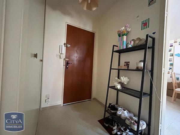 Appartement à louer 2 pièces 49.41m² Alençon (61000)