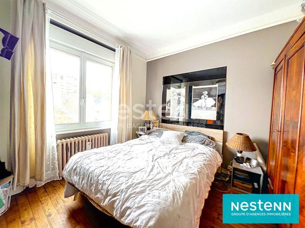 MAISON DE VILLE AVEC JARDIN ET ET GARAGE QUARTIER SAINT MICHEL