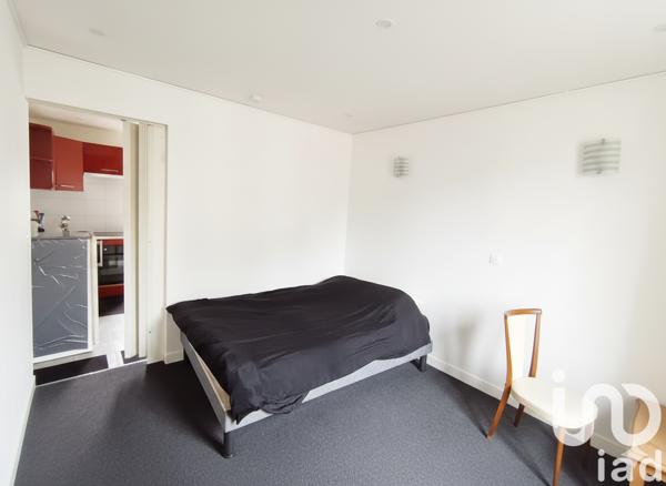 Location appartement 1 pièce 22 m² Corbeil-Essonnes