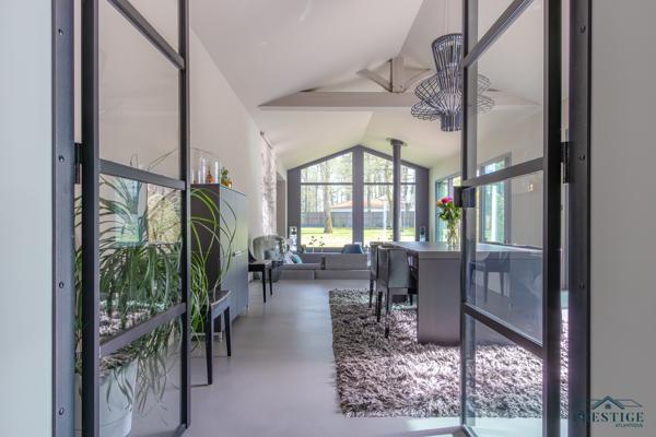 BASSE-GOULAINE - VILLA D'ARCHITECTE DE 344M2 HABITABLES - PISCINE ET TERRAIN DE 2826 M2