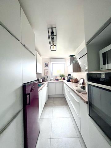 Appartement Suresnes 4 pièce(s) 92 m2