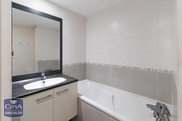 Appartement à vendre 1 pièce 27.05m² Lyon 8e Arrondissement (69008)