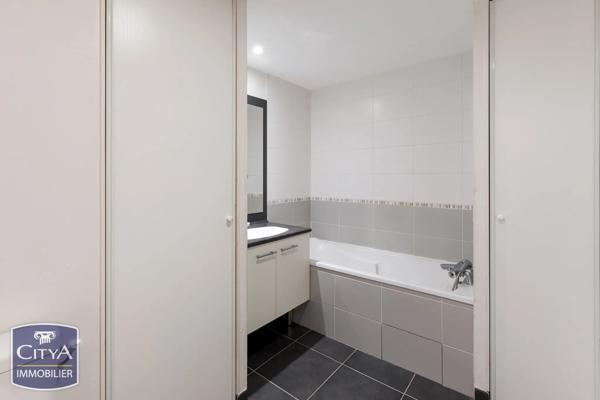 Appartement à vendre 1 pièce 27.05m² Lyon 8e Arrondissement (69008)