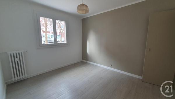 Appartement F4 à vendre  4 pièces - 71,29 m2 LE PRADET - 83