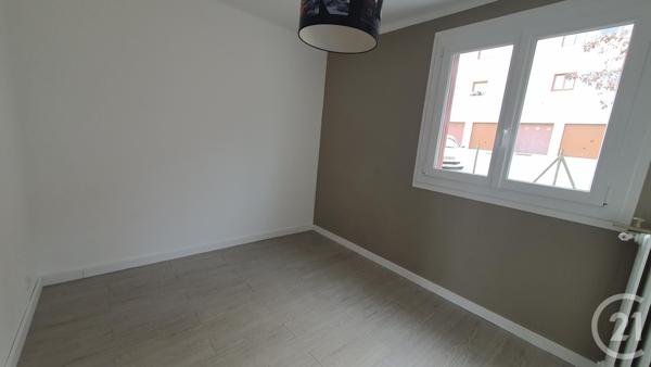 Appartement F4 à vendre  4 pièces - 71,29 m2 LE PRADET - 83