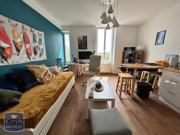 Appartement à louer 2 pièces 35.02m² La Rochelle (17000)