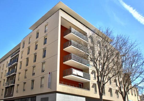 Marseille (13), Découvrez ce studio meublé en LMNP situé au sein d’une résidence étudiante récente et sécurisée.