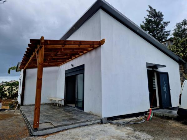 Villa 4 pièce(s) 3 chambre(s) 90 m²