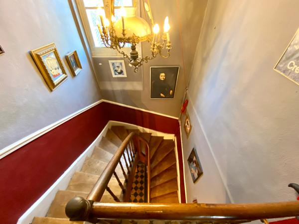 POITIERS, quartier Chilvert, Maison de charme avec dépendance, garage double, T2 loué et Piscine