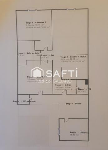 Immeuble ancien en centre-ville, potentiel unique.