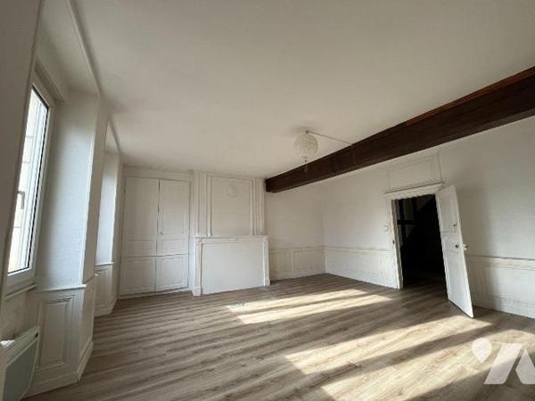 Maison à vendre aux Riceys (10340), AUBE. Maison en pierre de 115 m² habitables comprenant une ...