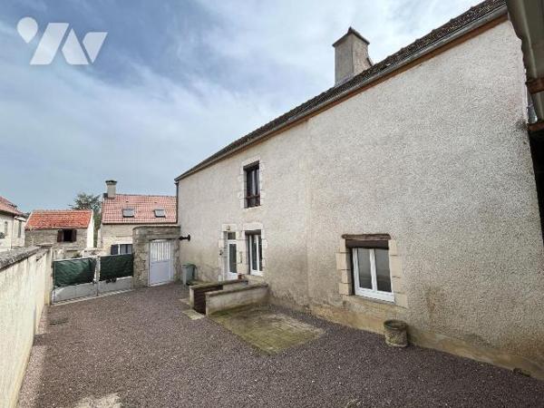 Maison à vendre aux Riceys (10340), AUBE. Maison en pierre de 115 m² habitables comprenant une ...