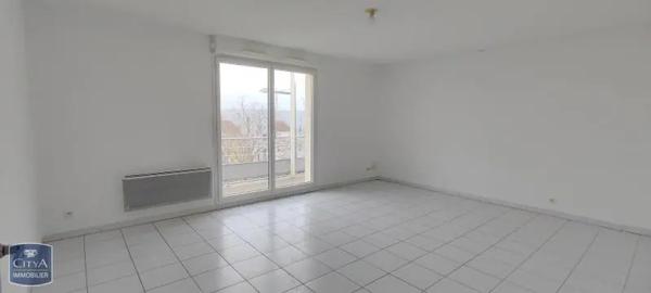 Appartement à louer 4 pièces 79.48m²