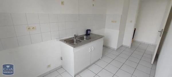 Appartement à louer 4 pièces 79.48m²