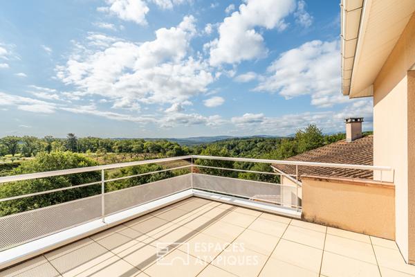 Maison avec piscine et vue imprenable