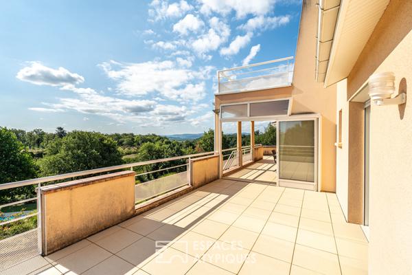 Maison avec piscine et vue imprenable
