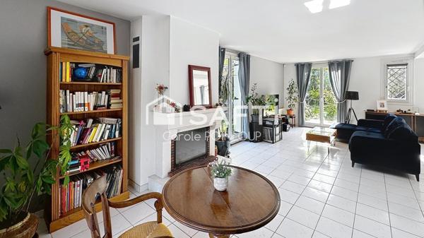 Maison d'environ 160 m2 sur le domaine POIRIER