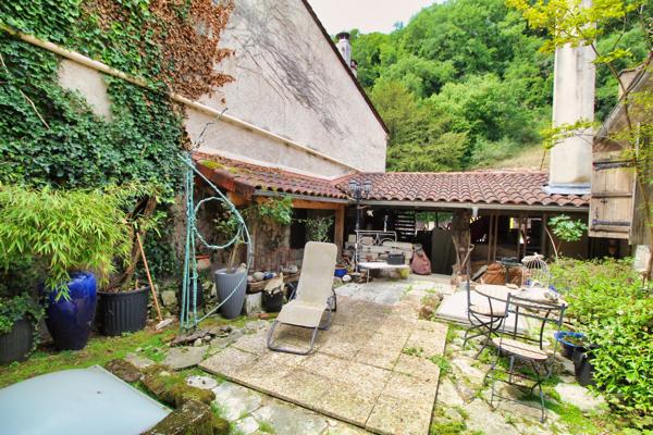 Immeuble à vendre à Brantôme en Périgord (24310) - Dordogne