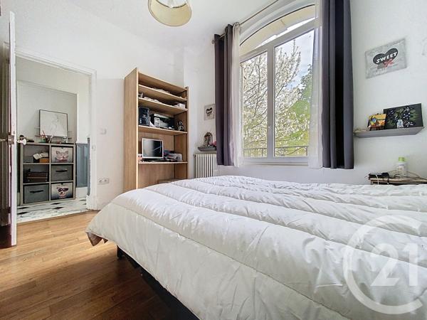 Maison à vendre  9 pièces - 239 m 2   ROCHEFORT  - 17