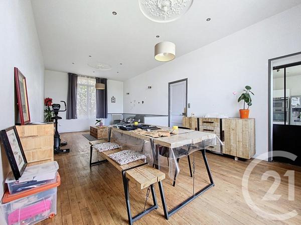 Maison à vendre  9 pièces - 239 m 2   ROCHEFORT  - 17