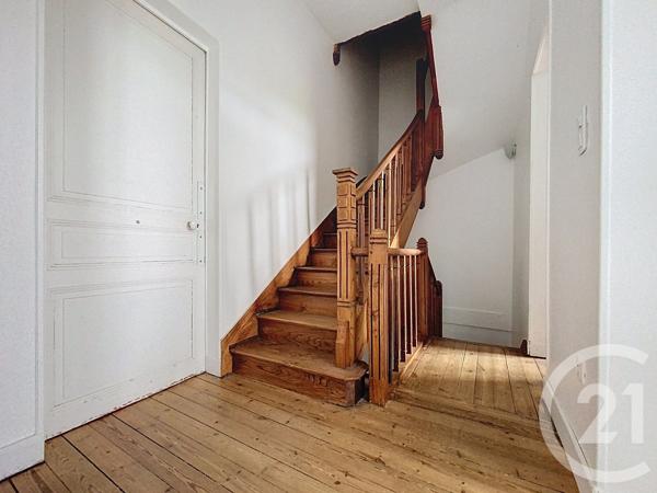 Maison à vendre  9 pièces - 239 m 2   ROCHEFORT  - 17