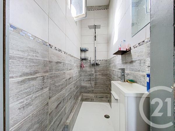 Maison à vendre  9 pièces - 239 m 2   ROCHEFORT  - 17